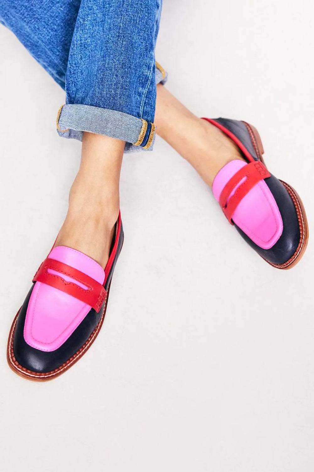 Lunessa - Moccasins with a Colourful Accent
