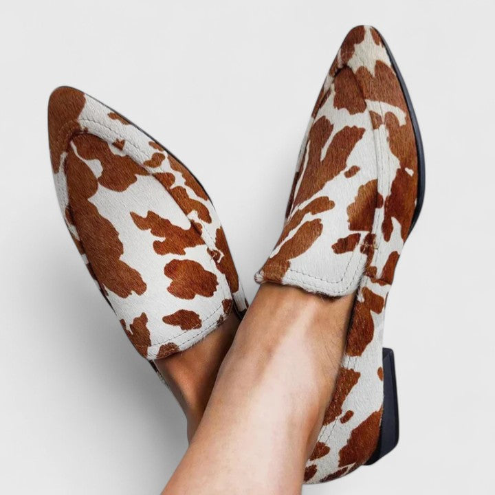 Renata - Comfortable Moccasins with Pattern