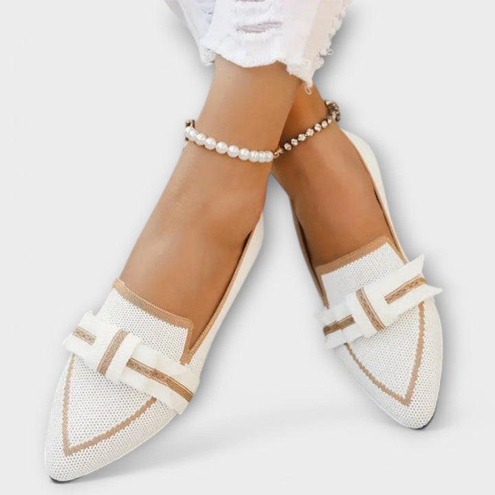 Women's Flat Shoes with Knot Design