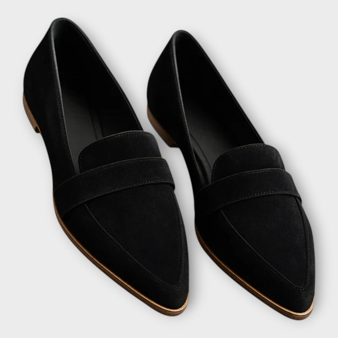 Elegant Loafers with Modern Design