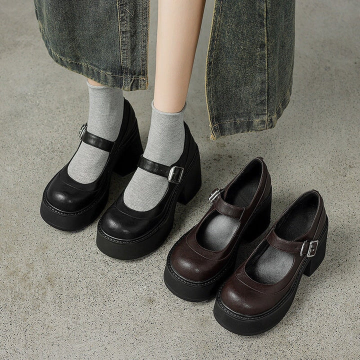 Pela™ | Elegant Strap Pumps
